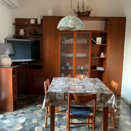 Apartamento Comfortable 2 Bedroom Suitable 2-5 Pax Bolonia